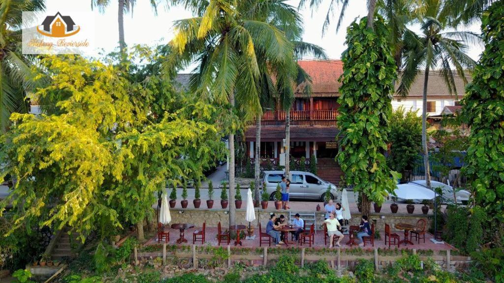 Luang Prabang Mekong Charm River View Hotel Exterior photo